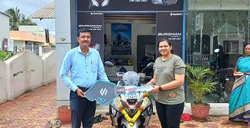 A milestone at Suzuki Matsuri Mumbai for delivering the new Burgman Street, setting IBR and ABR records.