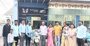 A milestone at Suzuki Matsuri Mumbai for delivering the new Burgman Street, setting IBR and ABR records.